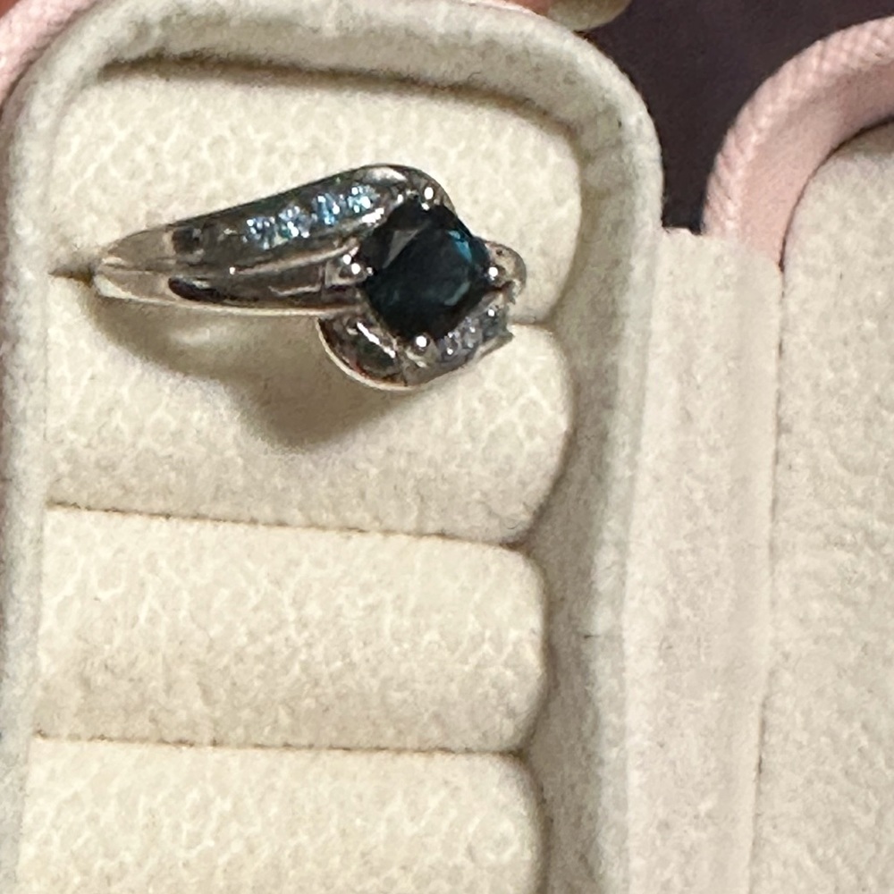 🍉Pretty ring. - Picture 11 of 11